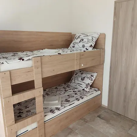 Szarszo Appartement *